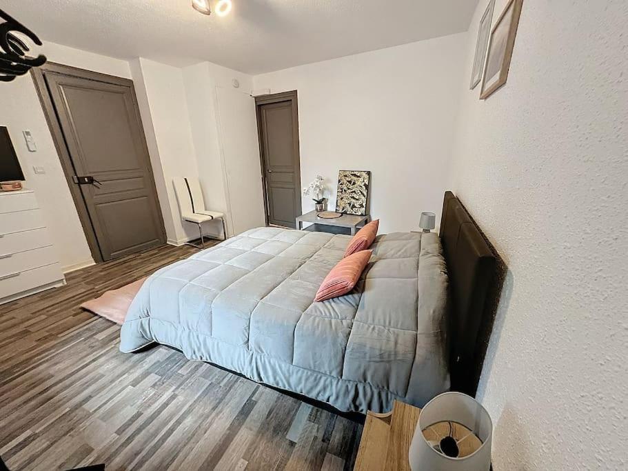 Charmant T2 Centre Lourdes Eksteriør bilde